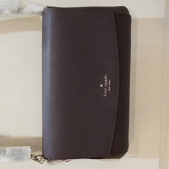 kate spade Handbags - NWT Kate Spade Purse